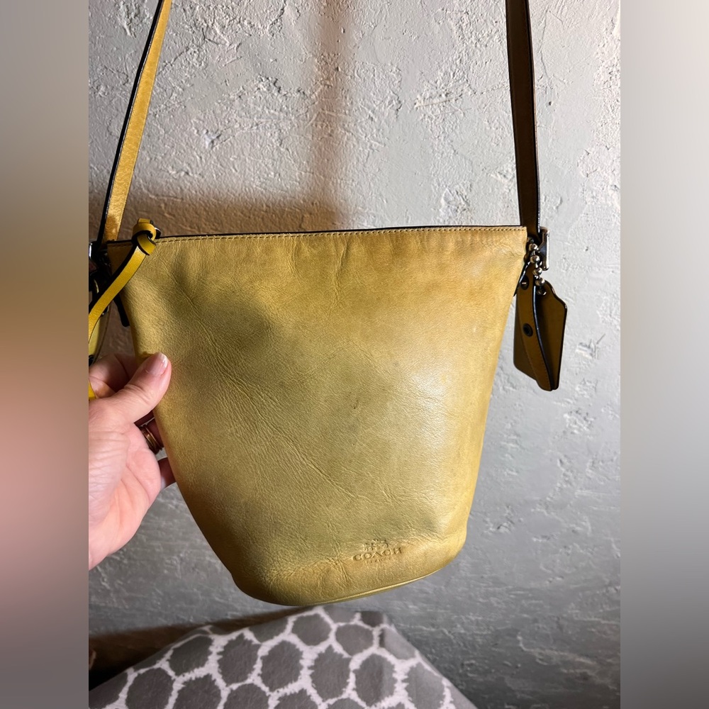 Coach Vintage Bleeker Mini Duffle Saffron Leather Crossbody Bag DL1481-32281
